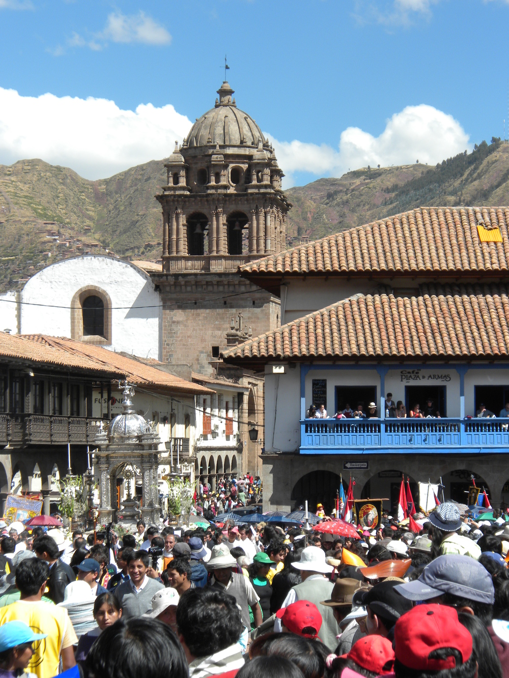 View of the Carroza de Plata with the Templo de Merced in the background